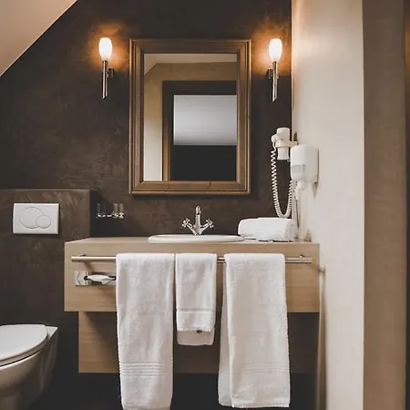 Den Hof 3* Zelzate