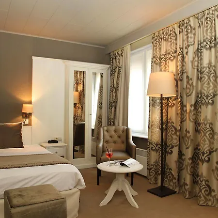Den Hof Hotel Zelzate